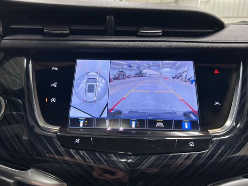 Used 2024 Cadillac XT6 Premium Luxury w/ Technology Package image 21