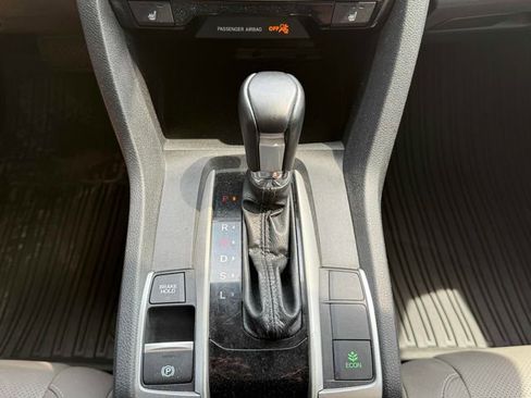 Used 2021 Honda Civic EX-L image 4