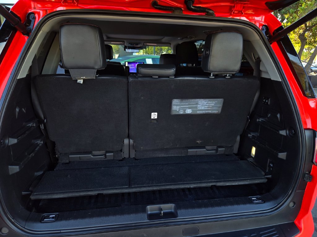Used 2023 Toyota Sequoia TRD Pro AWD/4WD image 37