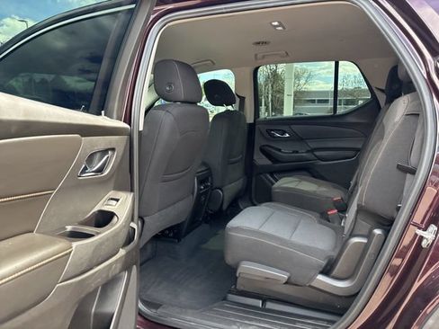 Used 2018 Chevrolet Traverse LT AWD/4WD image 10