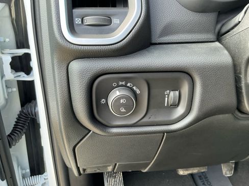 New 2026 RAM 2500 Big Horn AWD/4WD image 23