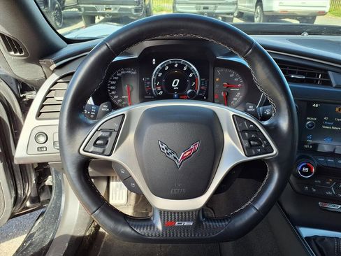 Used 2015 Chevrolet Corvette Z06 w/ 2LZ Preferred Equipment Group image 29