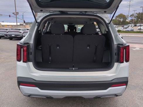 New 2026 Kia Sorento LX image 24