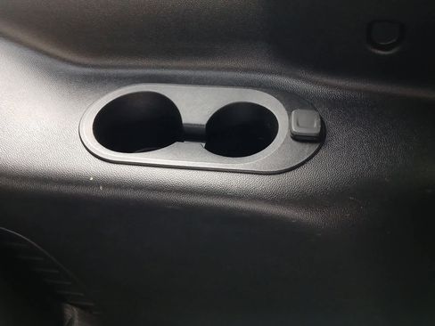 Used 2020 Cadillac Escalade Platinum image 84