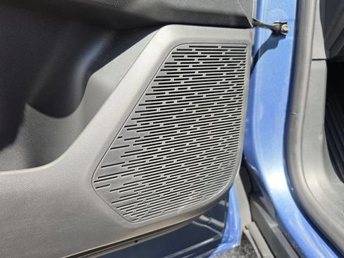 New 2027 Chevrolet Equinox LT FWD image 19