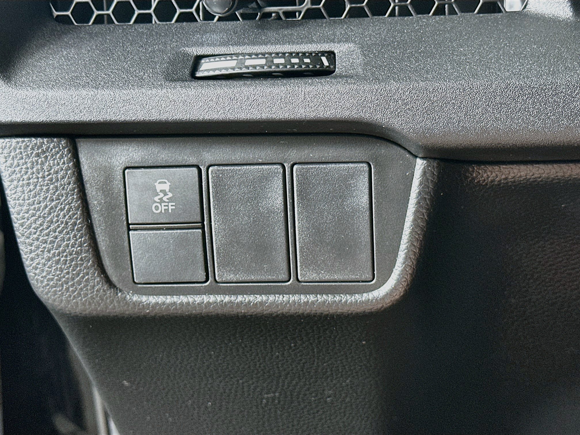 Used 2025 Honda CR-V LX image 16