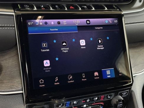 New 2025 Jeep Grand Cherokee Limited w/ Luxury Tech Group II image 27