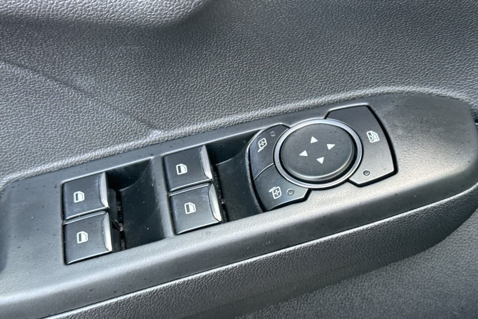 Used 2022 Ford Escape SEL w/ Technology Package FWD image 13