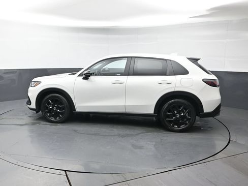 Certified 2024 Honda HR-V Sport image 3
