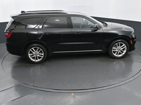 Used 2024 Dodge Durango GT image 33