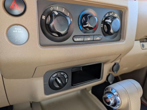 Used 2006 Nissan Frontier LE w/ (H01) Rockford Fosgate Pkg image 23