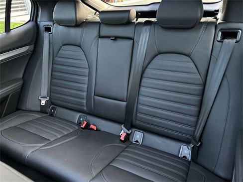 Used 2024 Alfa Romeo Stelvio Veloce image 22