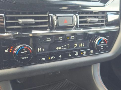 Used 2023 Nissan Pathfinder Rock Creek image 40