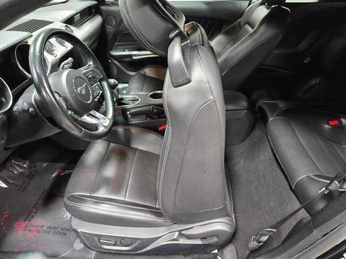 Used 2023 Ford Mustang Premium image 35