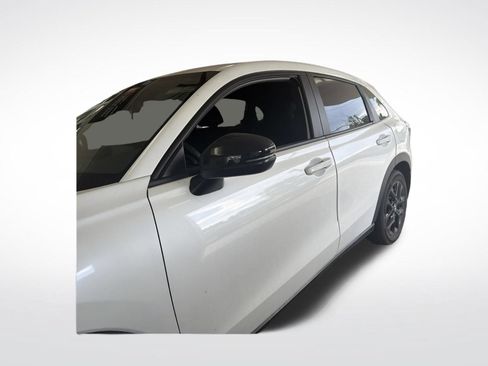 Used 2023 Honda HR-V Sport image 4