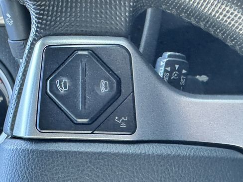 Used 2015 Toyota Tacoma TRD Sport 4WD Long Bed image 37