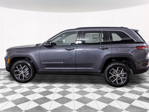 New 2025 Jeep Grand Cherokee Limited image 12