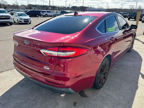 Used 2019 Ford Fusion SEL image 5