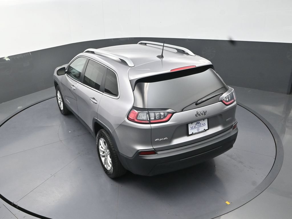 Used 2019 Jeep Cherokee Latitude w/ Popular Appearance Group AWD/4WD image 16
