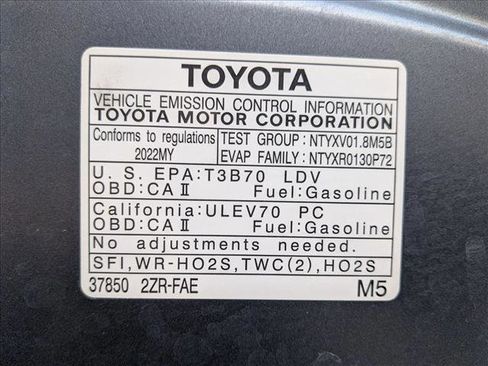 Used 2022 Toyota Corolla LE image 25