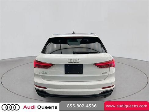 Used 2023 Audi Q3 2.0T Premium w/ Convenience Package image 6