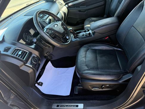 Used 2017 Ford Explorer Sport w/ Equipment Group 401A image 23