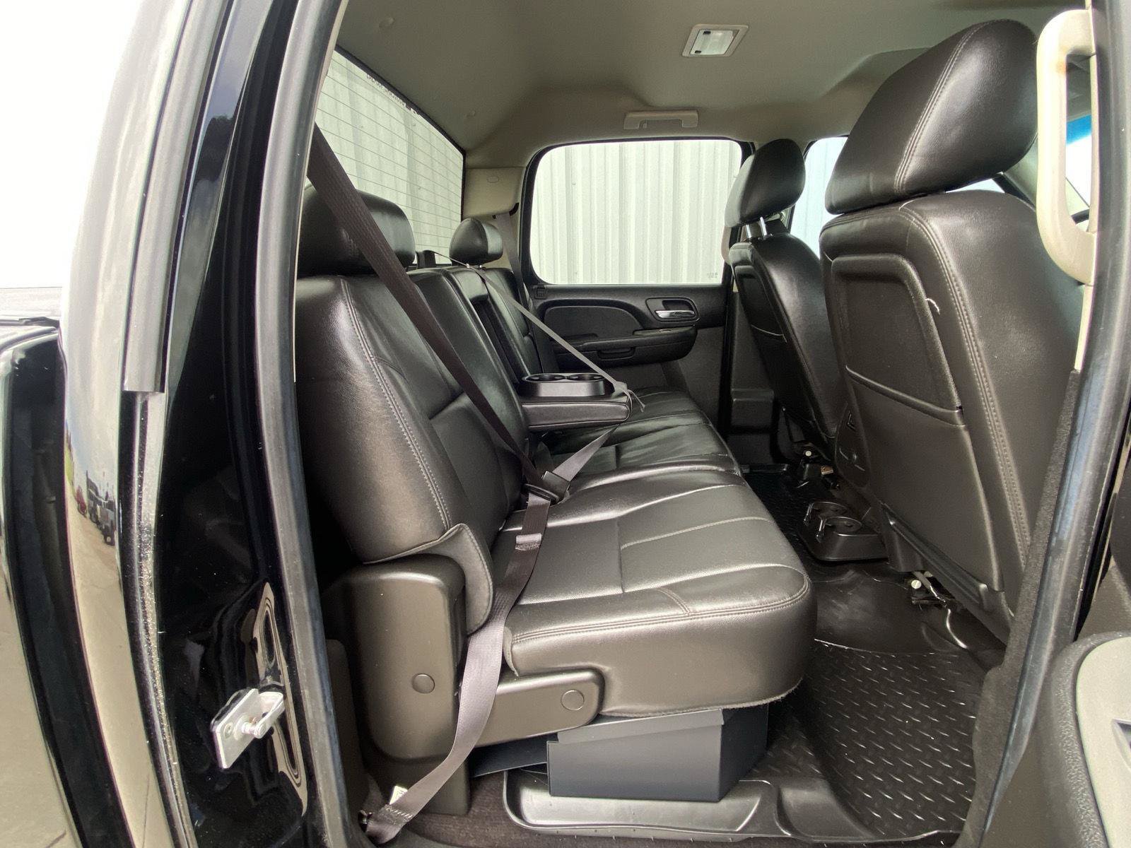 Used 2014 Chevrolet Silverado 2500 LTZ w/ LTZ Plus Package AWD/4WD image 18