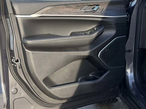 New 2026 Jeep Grand Cherokee Limited image 21