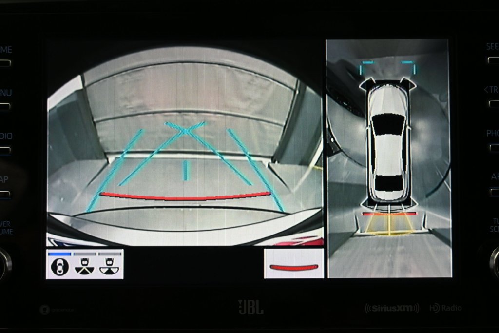 Used 2023 Toyota Camry XSE w/ Navigation Package FWD image 12