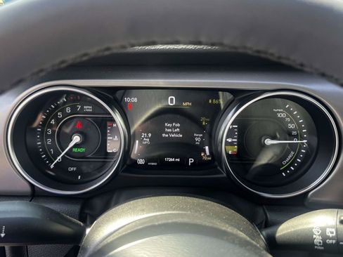 Used 2023 Jeep Wrangler Unlimited w/ Sun & Screen Package AWD/4WD image 23