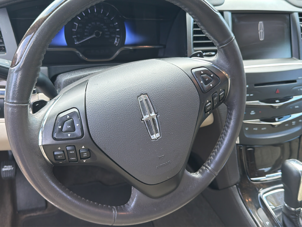 Used 2014 Lincoln MKS w/ Equipment Group 101A FWD image 16