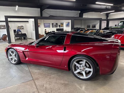 Used 2007 Chevrolet Corvette Coupe w/ Preferred Equipment Group image 6