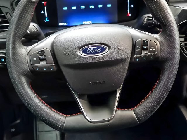 Used 2025 Ford Escape ST-Line Select AWD/4WD image 14