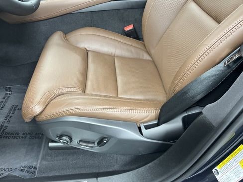 New 2025 Volvo XC90 T8 Ultra w/ Protection Package Premier image 14