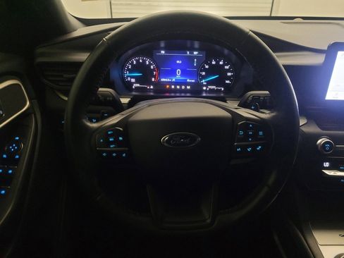 Used 2020 Ford Explorer XLT RWD image 22