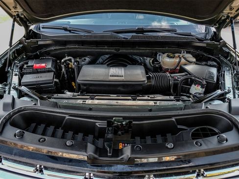 Used 2023 Chevrolet Suburban Premier image 53