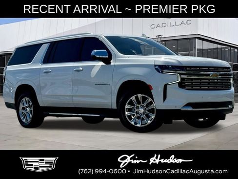 Used 2022 Chevrolet Suburban Premier RWD image 1