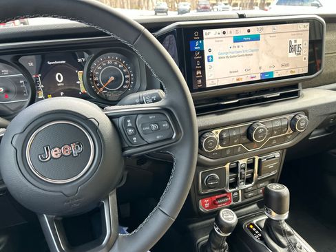 New 2026 Jeep Wrangler Unlimited Sport image 23