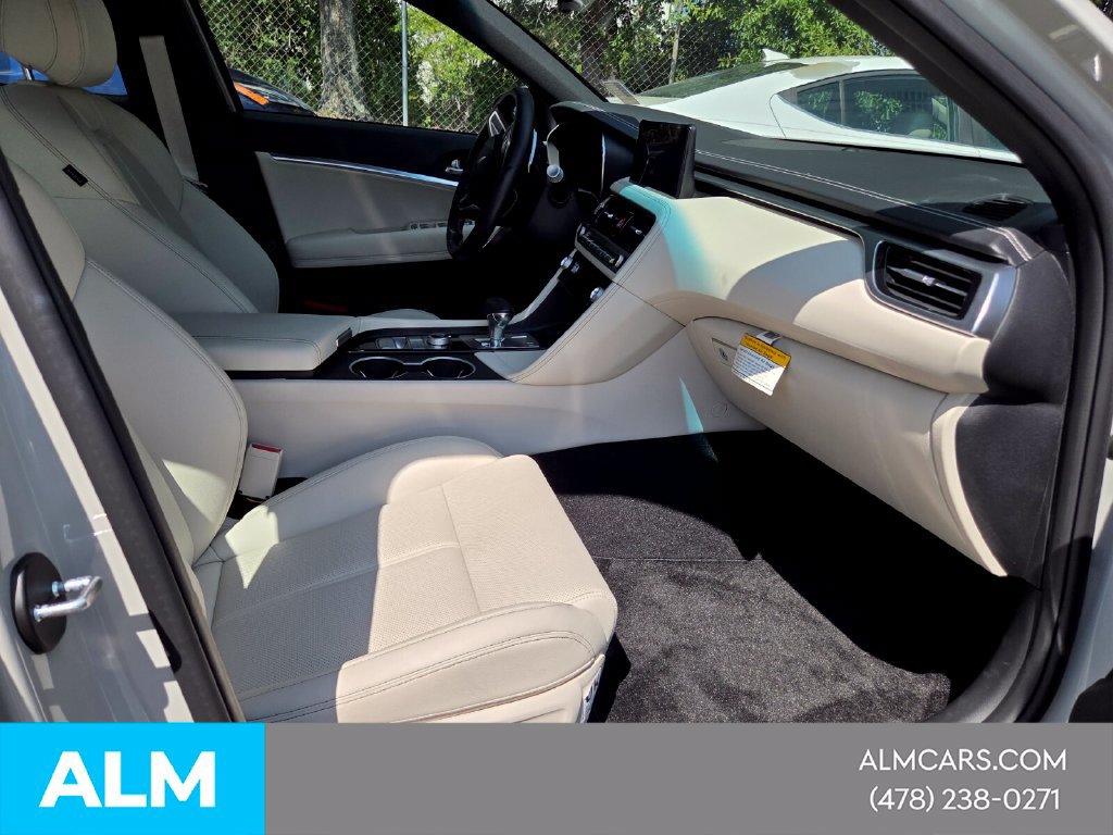 Used 2026 Genesis G70 2.5T RWD image 21