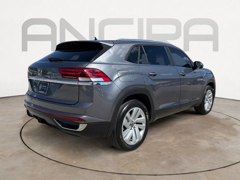 Certified 2023 Volkswagen Atlas Cross Sport SE w/ Panoramic Sunroof Package FWD image 10