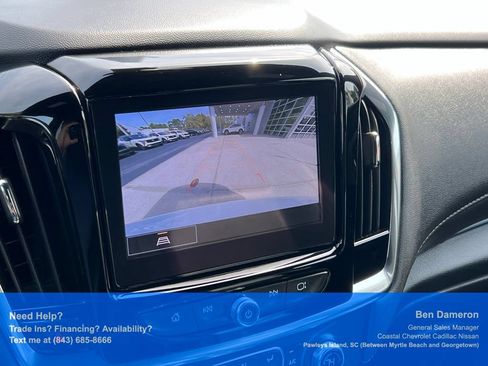 Used 2023 Chevrolet Traverse LT FWD image 42