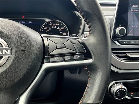 Certified 2024 Nissan Altima 2.5 SR image 11