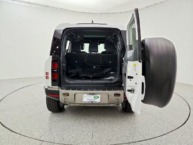 Used 2022 Land Rover Defender 110 X-Dynamic HSE AWD/4WD image 19