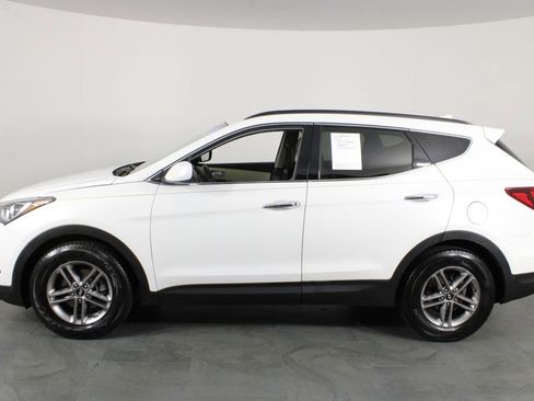 Used 2017 Hyundai Santa Fe Sport image 9