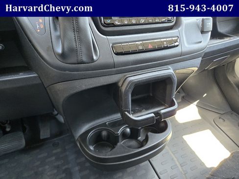Used 2025 RAM ProMaster 2500 w/ Convenience Group FWD image 11