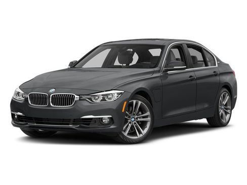 Used 2018 BMW 330e w/ Shadow Sport Edition RWD image 4