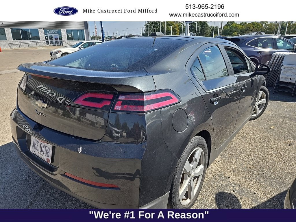 Used 2015 Chevrolet Volt FWD image 4
