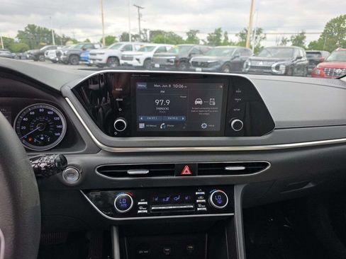 Used 2022 Hyundai Sonata SEL FWD image 4