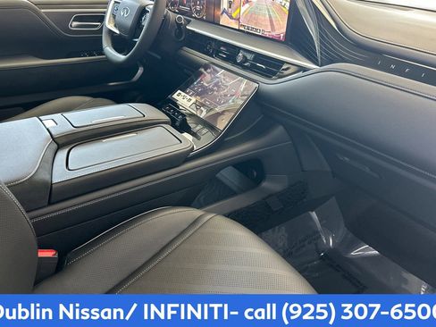 New 2026 INFINITI QX80 Luxe w/ Cargo Package AWD/4WD image 18