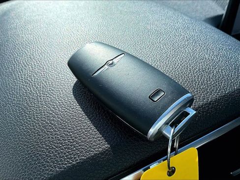 Used 2023 Genesis GV70 2.5T w/ Advanced Package image 14